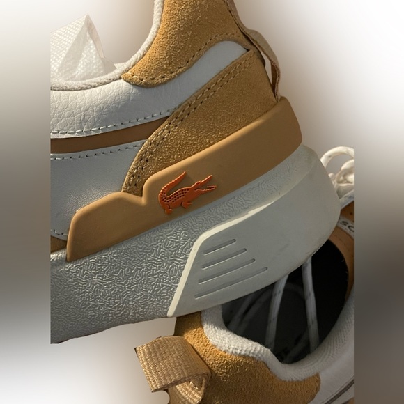 Sneakers - Picture 3 of 4